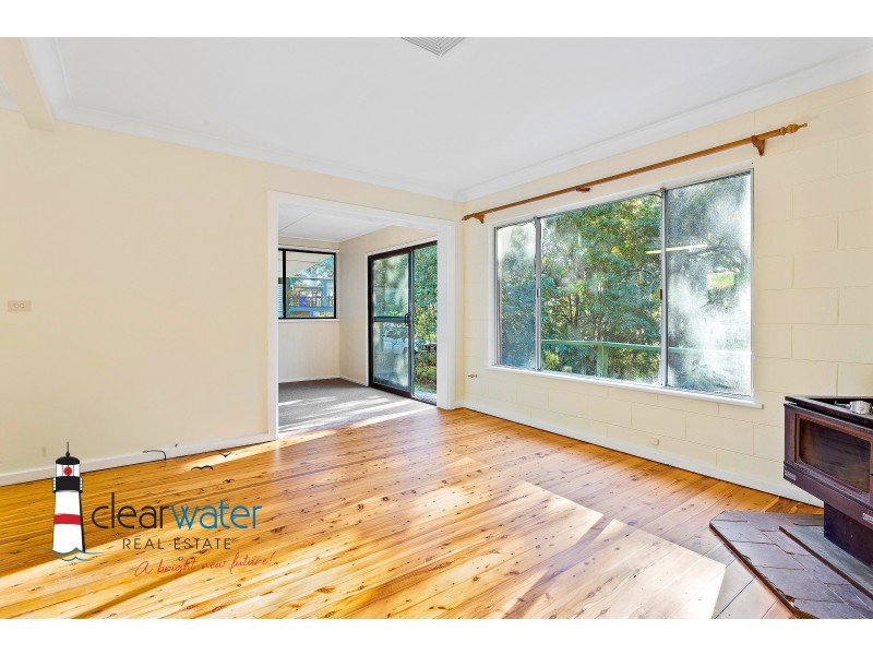 29 Barker Pde, Narooma NSW 2546