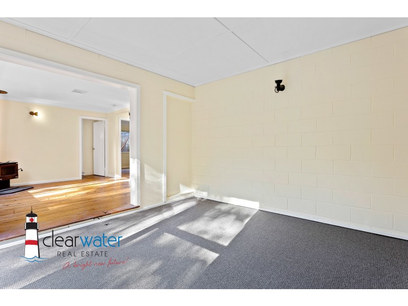 29 Barker Pde, Narooma NSW 2546