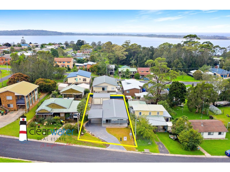 6 Bondi St, Tuross Head NSW 2537