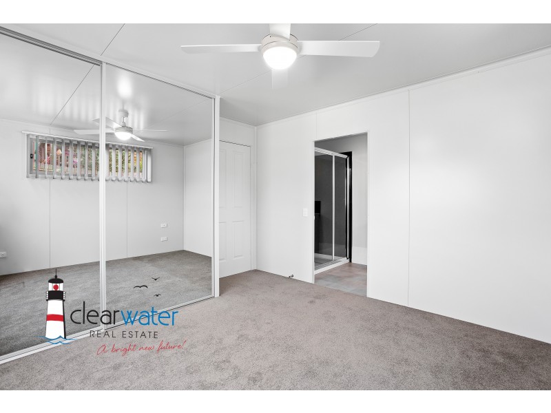 6 Bondi St, Tuross Head NSW 2537