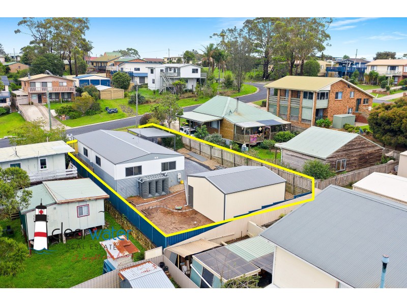 6 Bondi St, Tuross Head NSW 2537