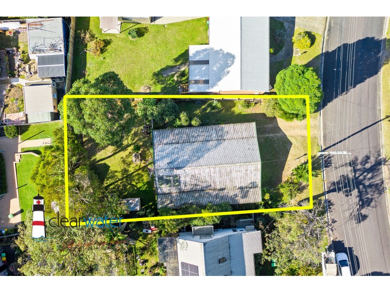 98 Bondi St, Tuross Head NSW 2537