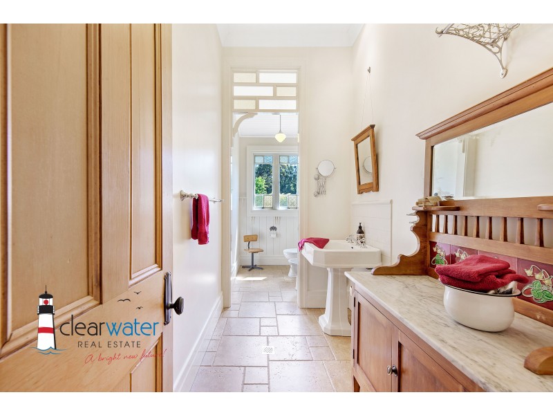 283 Meadows Rd, Mogendoura NSW 2537