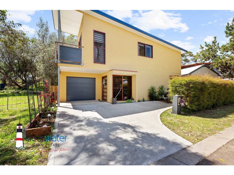 16 Constable St, Moruya Heads NSW 2537