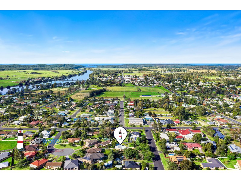 4 Jersey Rd, Moruya NSW 2537