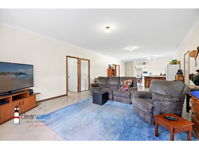 4 Jersey Rd, Moruya NSW 2537