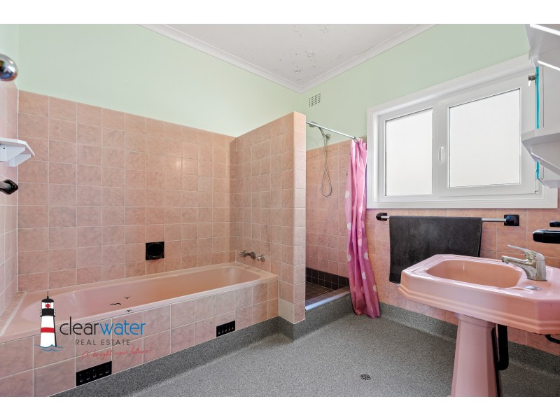 129 Wagonga St, Narooma NSW 2546