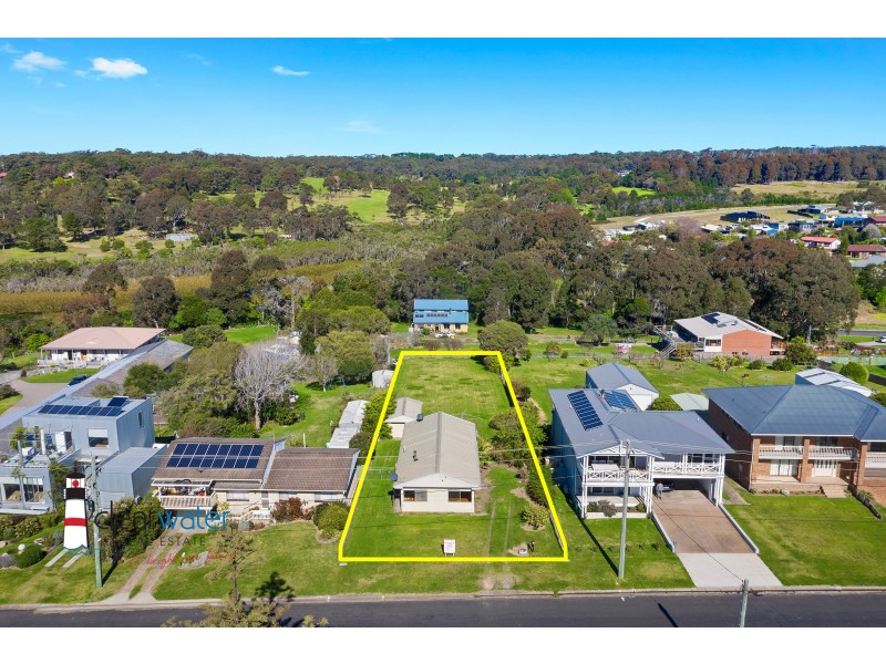 90 Murrah St, Bermagui NSW 2546