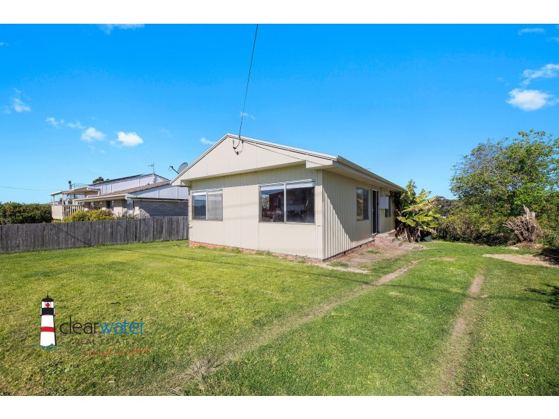 90 Murrah St, Bermagui NSW 2546