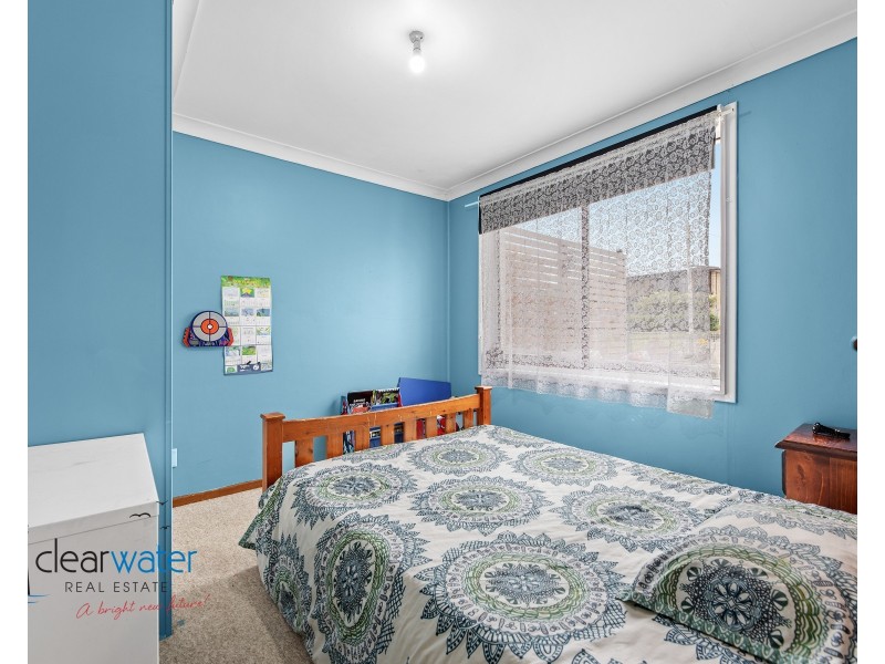 29 Binalong St, Dalmeny NSW 2546