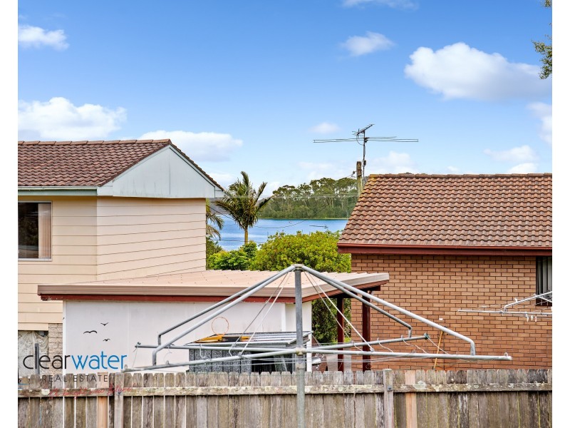 29 Binalong St, Dalmeny NSW 2546