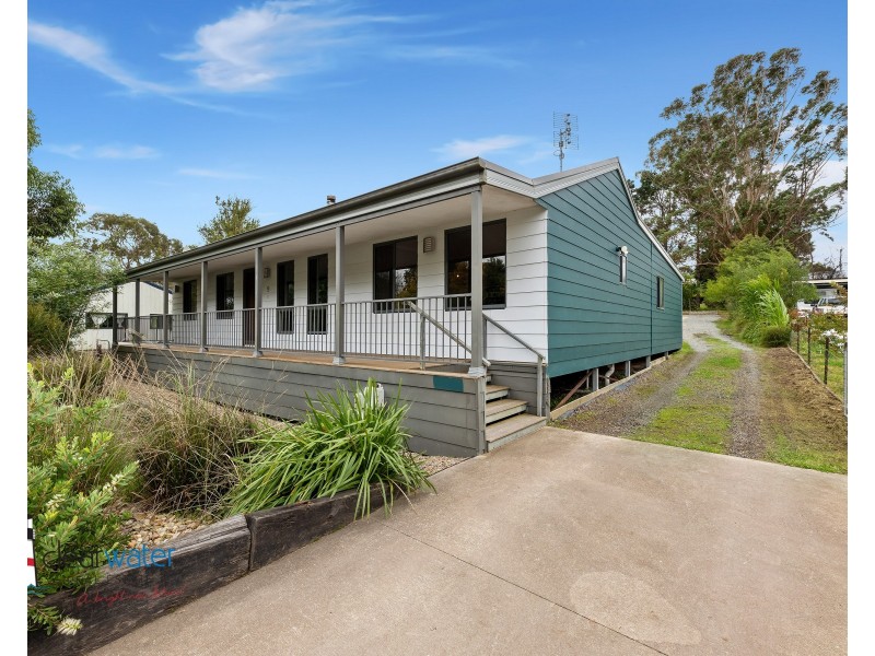 9 Tarlinton St, Cobargo NSW 2550