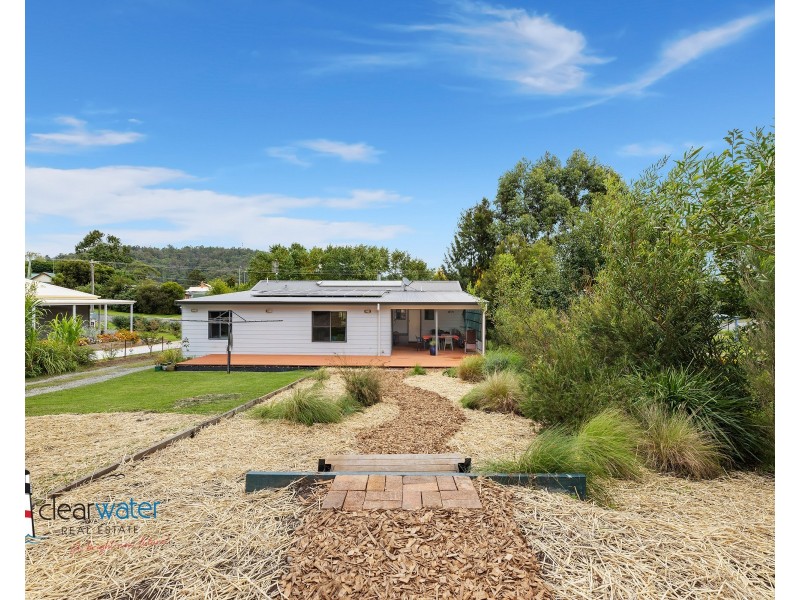 9 Tarlinton St, Cobargo NSW 2550