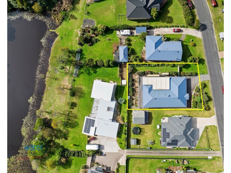 71 Ocean View Dr, Bermagui NSW 2546