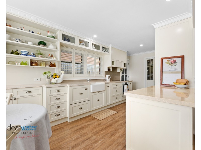 16 Paraboon Dr, Bermagui NSW 2546