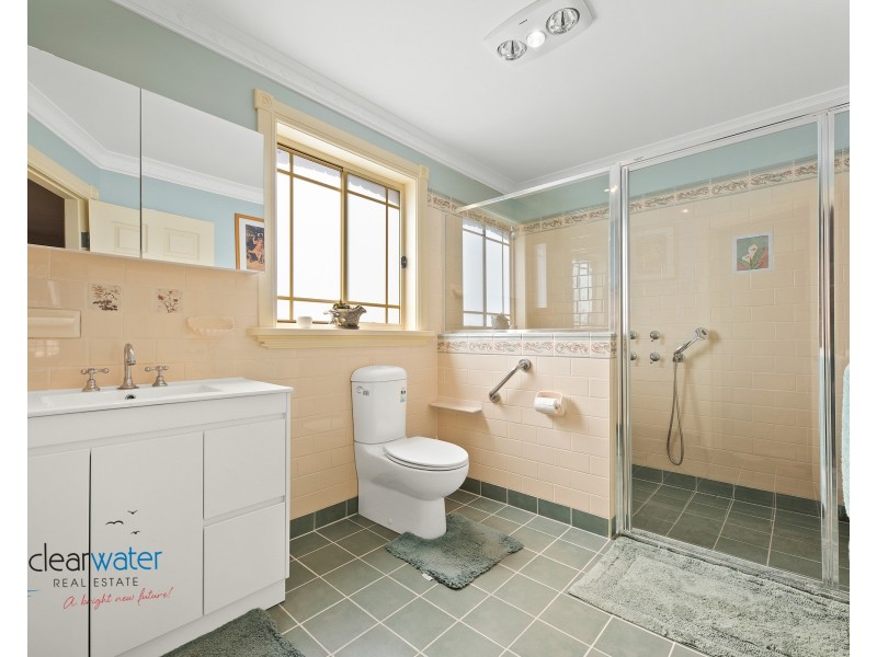 77 Ocean View Dr, Bermagui NSW 2546