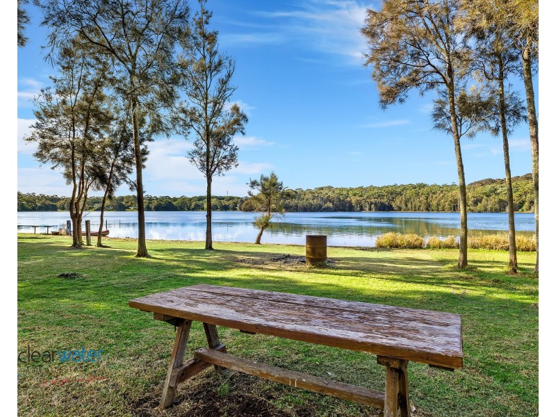 76 Fairhaven Point Way, Wallaga Lake NSW 2546