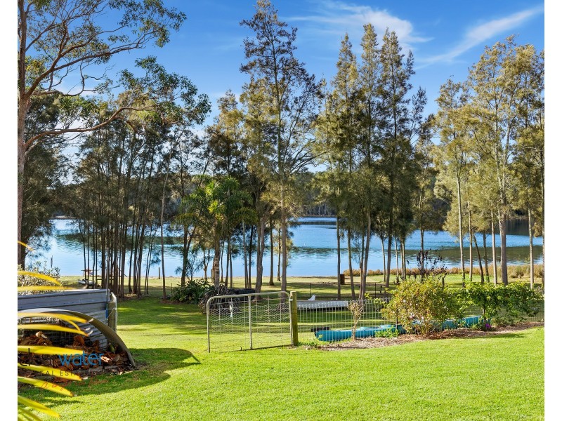76 Fairhaven Point Way, Wallaga Lake NSW 2546