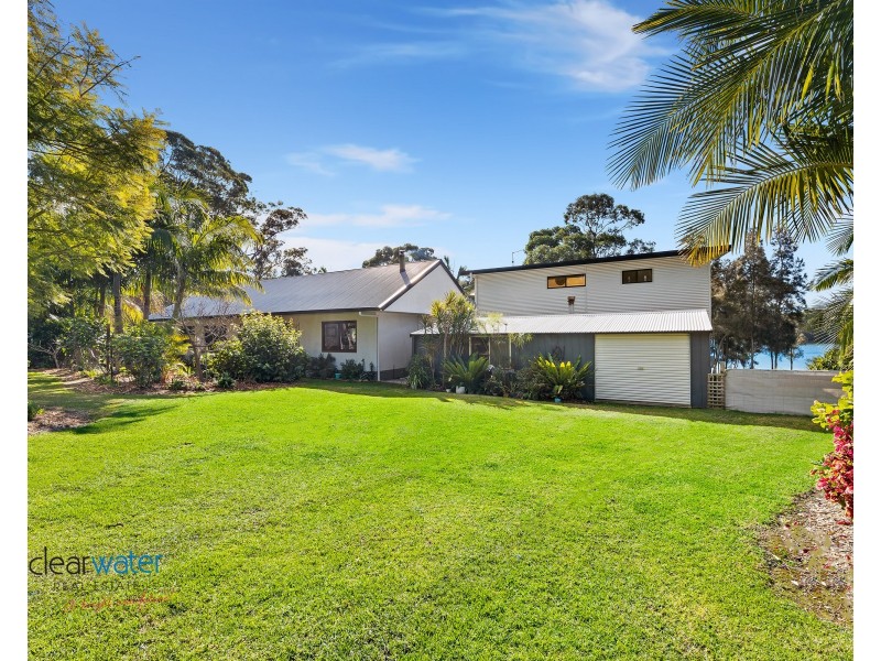 76 Fairhaven Point Way, Wallaga Lake NSW 2546