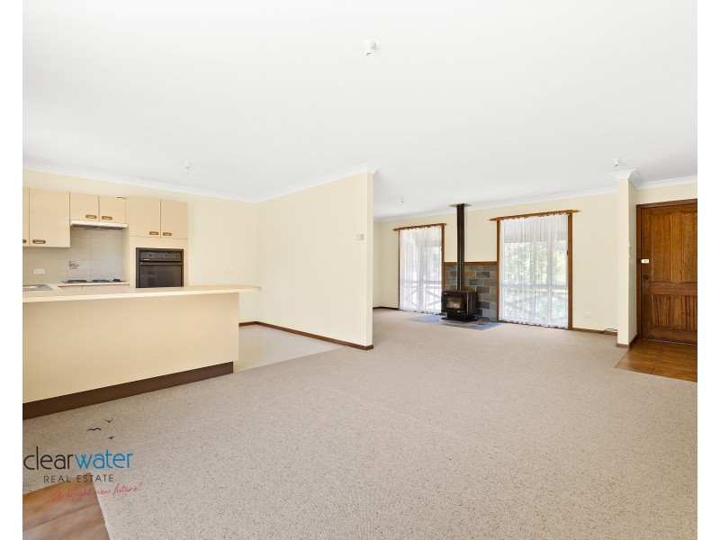 4 Poole Pde, Mystery Bay NSW 2546