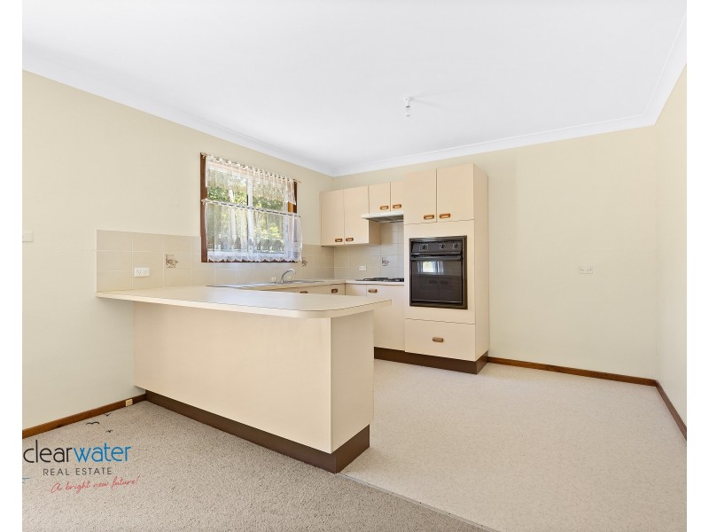 4 Poole Pde, Mystery Bay NSW 2546