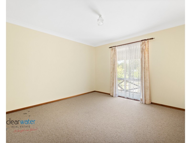 4 Poole Pde, Mystery Bay NSW 2546