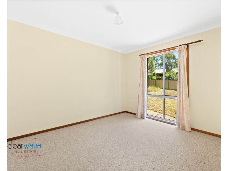 4 Poole Pde, Mystery Bay NSW 2546