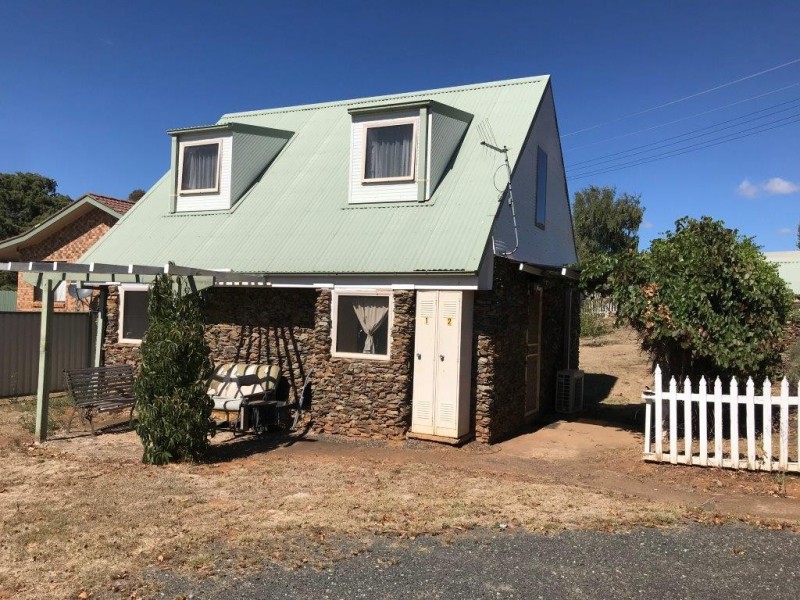 15 Cosgrove Street, Adaminaby NSW 2629