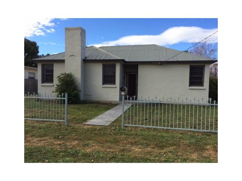 17 Myack Street, Berridale NSW 2628