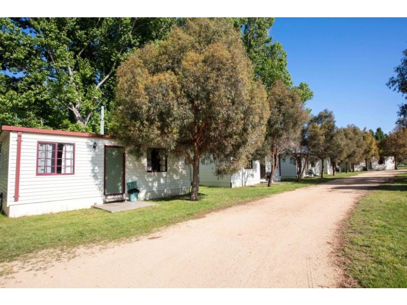 1 Hamilton Street, Dalgety NSW 2628