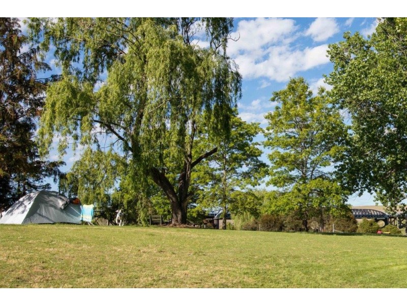 1 Hamilton Street, Dalgety NSW 2628