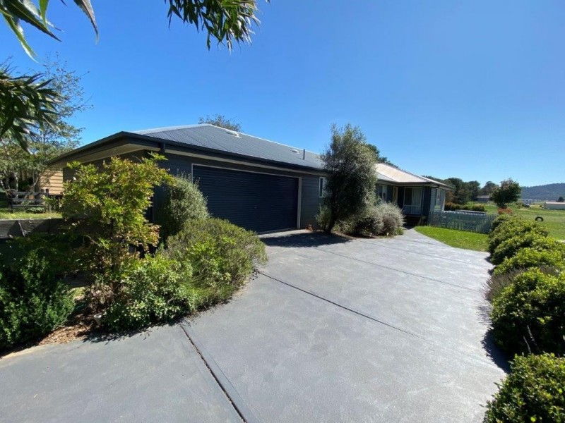 25 Kiparra Drive, Berridale NSW 2628