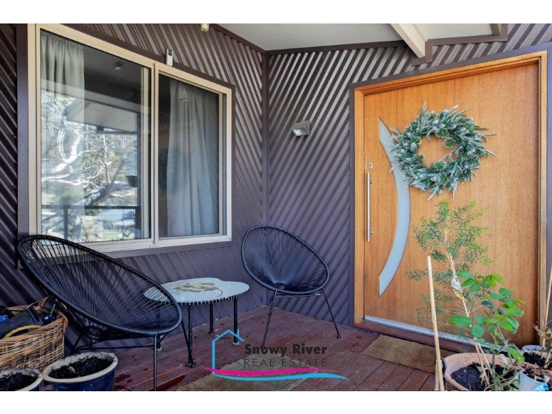 16 Kunama Drive, East Jindabyne NSW 2627