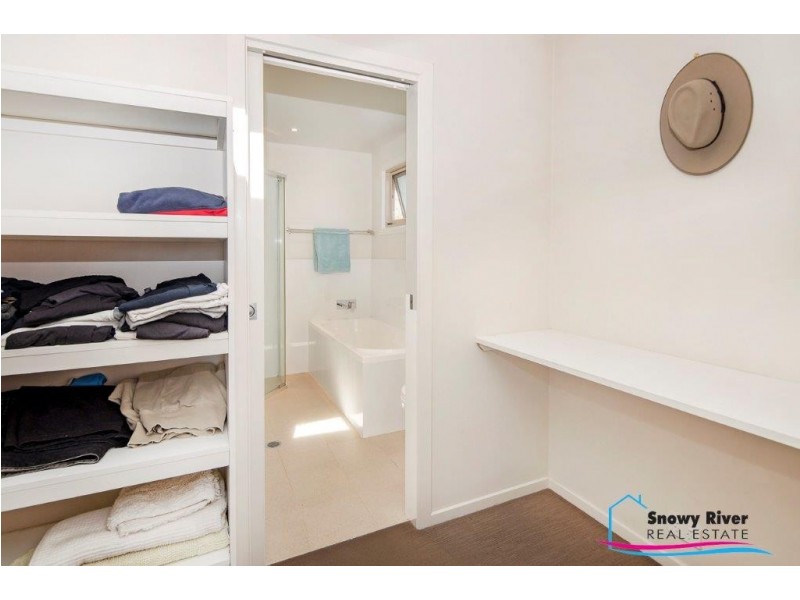 16 Kunama Drive, East Jindabyne NSW 2627