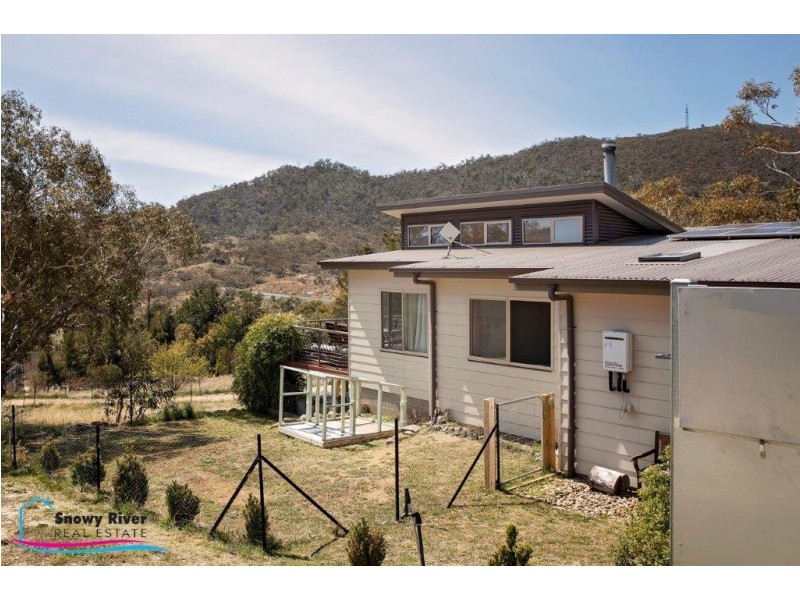 16 Kunama Drive, East Jindabyne NSW 2627