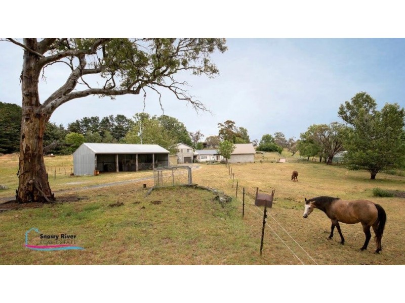 1742 Slacks Creek Road, Cooma NSW 2630