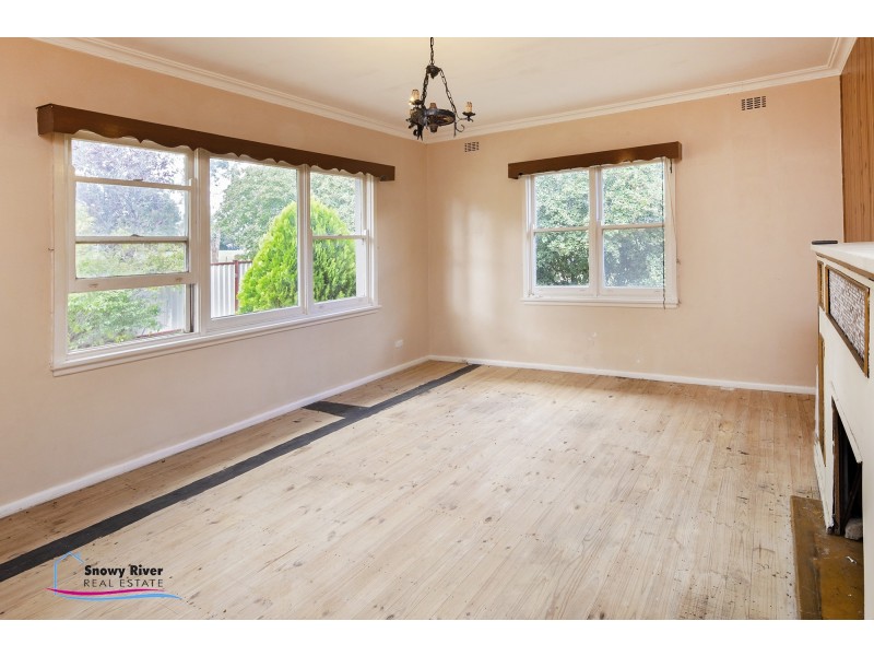 24 Mary Street, Berridale NSW 2628
