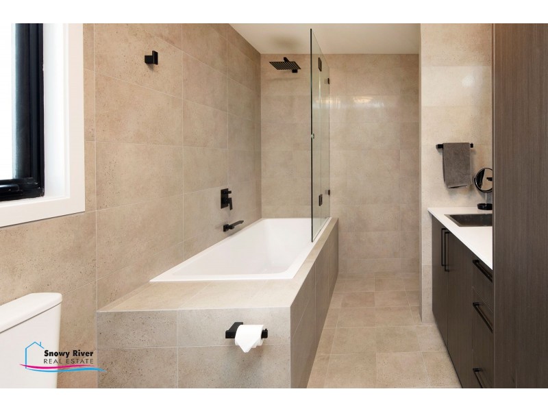 4 Mackay Street, Berridale NSW 2628