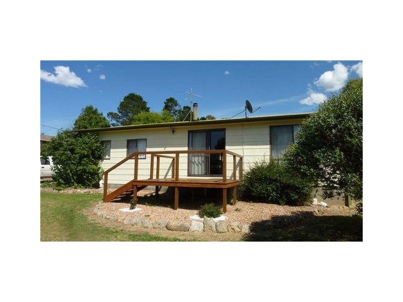2 Cecil Street, Berridale NSW 2628
