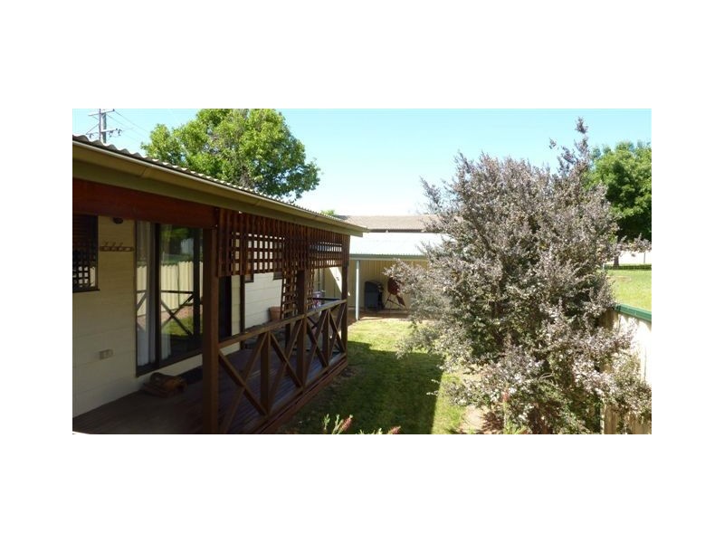 2 Cecil Street, Berridale NSW 2628