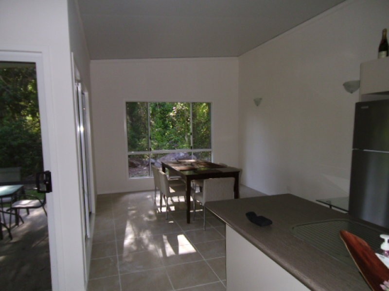 13 First Ave, Somerset Dam QLD 4312