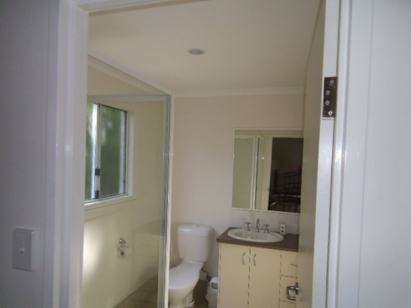 13 First Ave, Somerset Dam QLD 4312