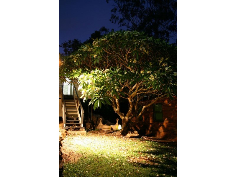 2 Albert St, Somerset Dam QLD 4312