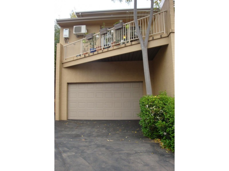 14/6 Doeberl Place, Queanbeyan NSW 2620