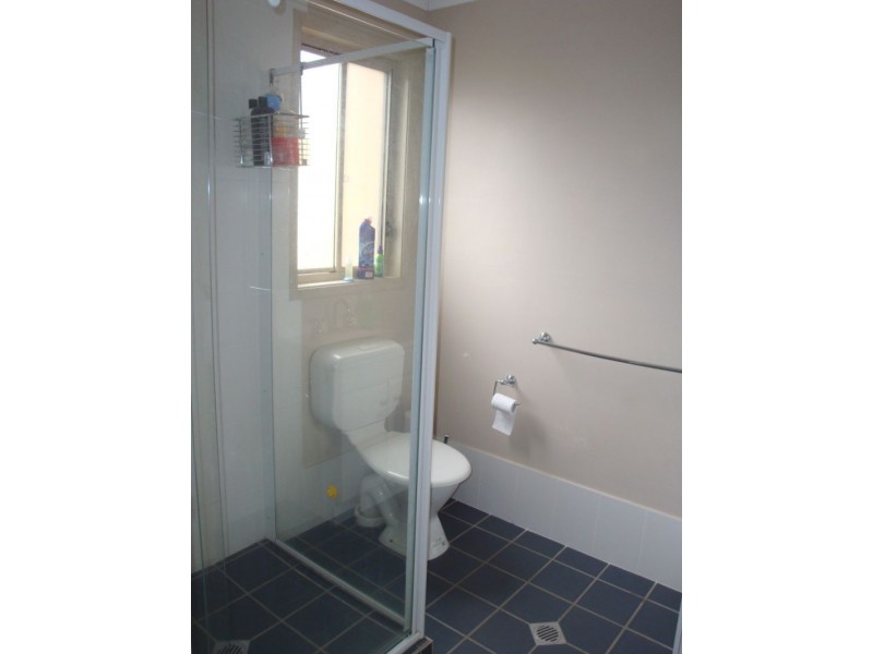 14/6 Doeberl Place, Queanbeyan NSW 2620