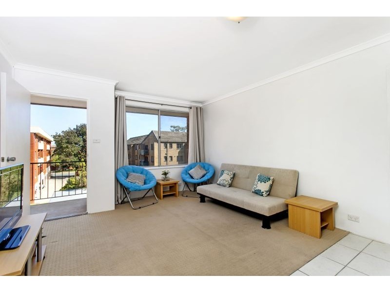 21/15 Crest Road, Crestwood NSW 2620
