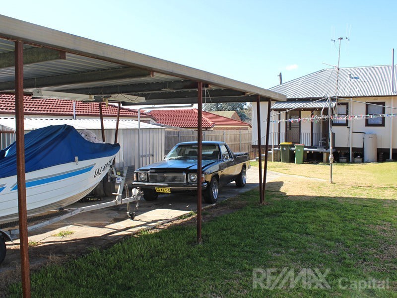 37 McIntosh Street, Queanbeyan NSW 2620
