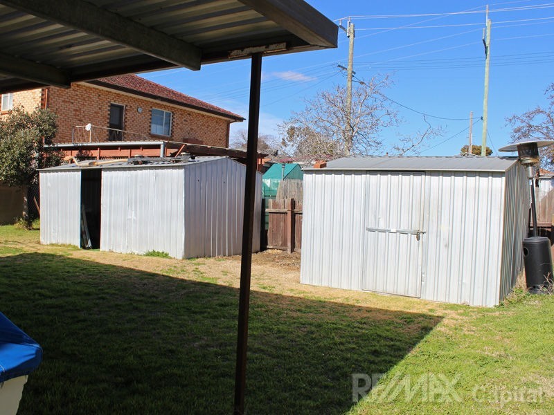 37 McIntosh Street, Queanbeyan NSW 2620