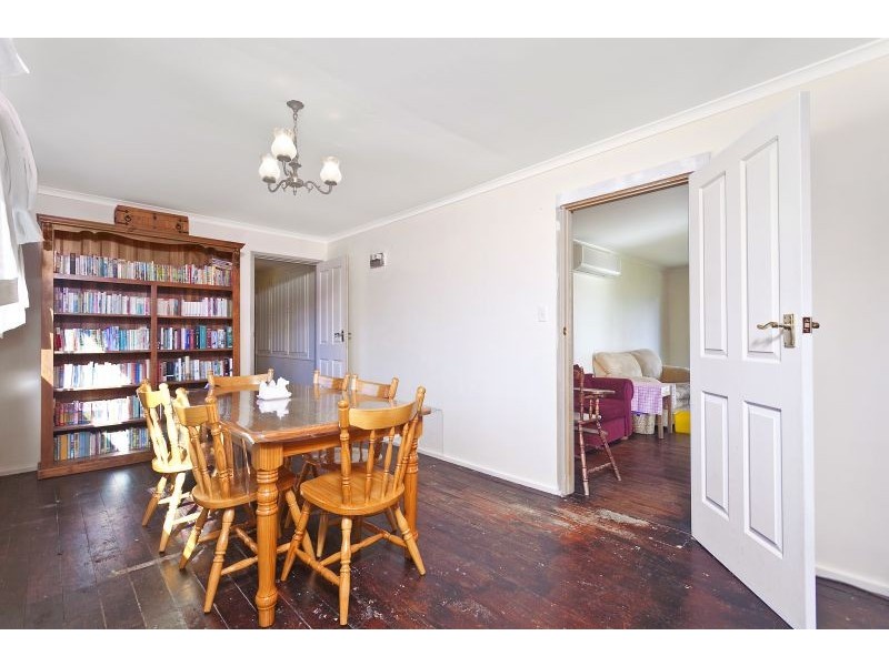 29 Henderson Road, Queanbeyan NSW 2620