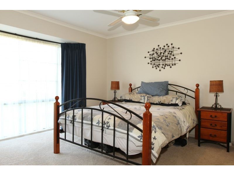 5 Namai Place, Queanbeyan NSW 2620